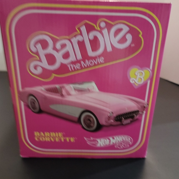 Barbie the Movie Corvette convertible remote control car - Picture 4 of 8
